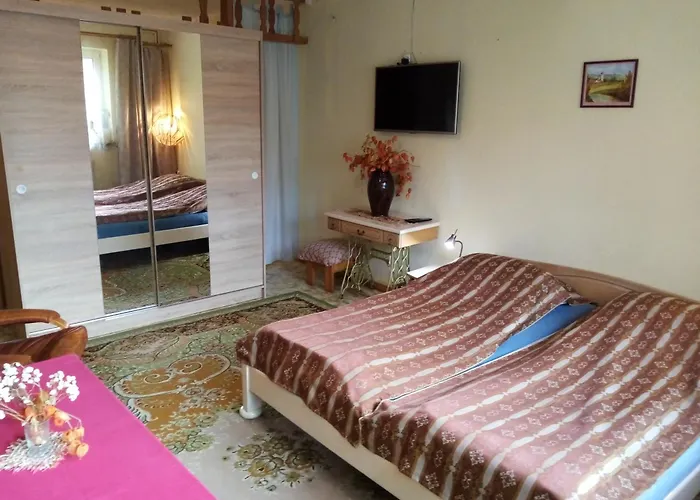 Gorski Zakatek Z Kominkiem I Tarasem Laliki